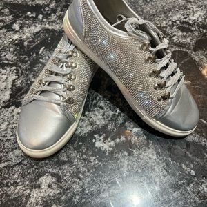 Silver rhinestoned shoes, Size 9